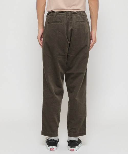 LOWRYS FARM（ローリーズファーム）の「ドビーコーデュロイタックパンツ　918069（その他パンツ・メンズ・チャコールグレー/ブラウン・MEDIUM/LARGE）」の4枚目の写真