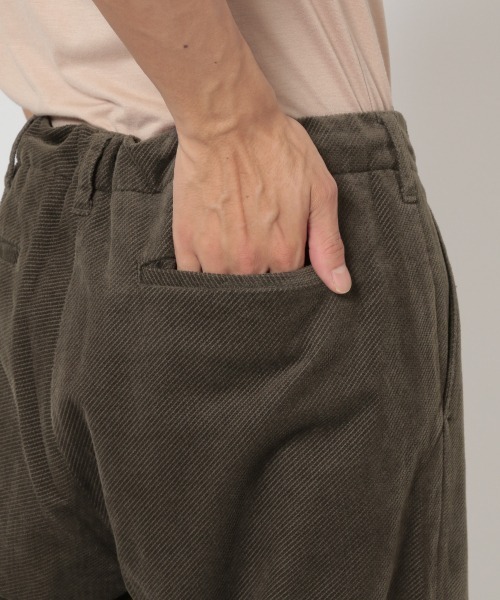 LOWRYS FARM（ローリーズファーム）の「ドビーコーデュロイタックパンツ　918069（その他パンツ・メンズ・チャコールグレー/ブラウン・MEDIUM/LARGE）」の9枚目の写真