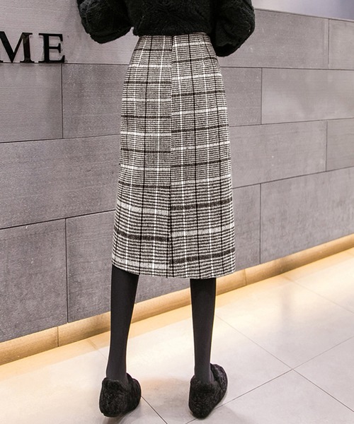 Pittok(ピットク)の「グレンチェック柄 ミモレ丈 台形スカート(スカート・レディース・ブラウン/グレー・M)」の14枚目の写真