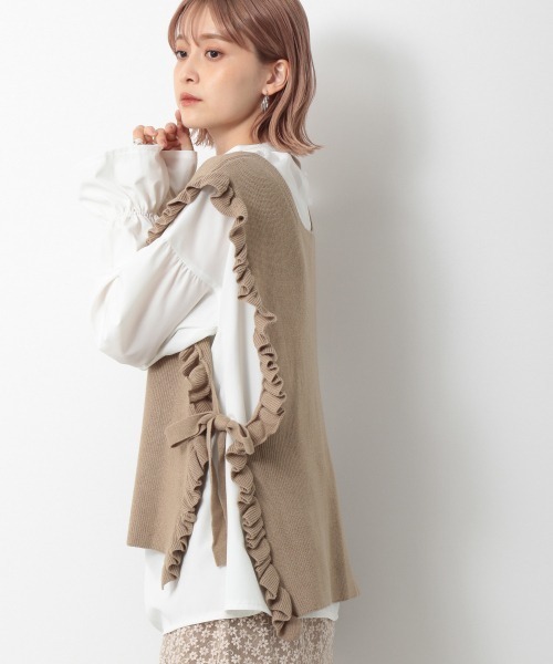 Heather(ヘザー)の「フリルニットベスト&ブラウスSET 929157(シャツ/ブラウス・レディース・ブラック系その他/ベージュ系その他/ブルー系その他・FREE)」の8枚目の写真