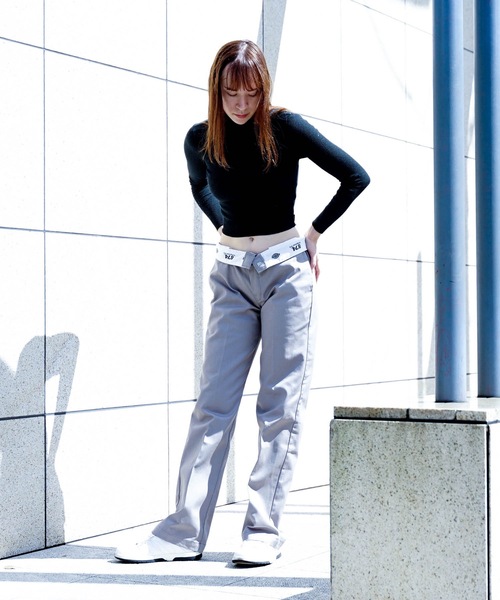 Dickies(ディッキーズ)の「【DICKIES/ディッキーズ】874ノータックワイドチノパンツ/ワークパンツ TCツイル(チノパンツ・レディース・ダークブラウン/カーキ/チャコールグレー/ブラック/ネイビー/ライトグリーン/ベージュ/ダークグリーン/シルバー・32inch/30inch/36inch/34inch)」の17枚目の写真