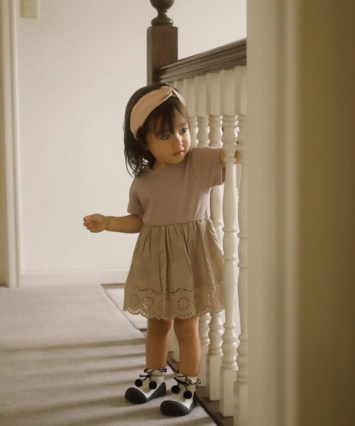 D.fesense（ディーフェセンス）の「【D.fesense /ディーフェセンス】レーススカート付きボディ（その他ベビーウェア・キッズ・スモークピンク/オフホワイト・70cm/80ｃｍ）」の5枚目の写真