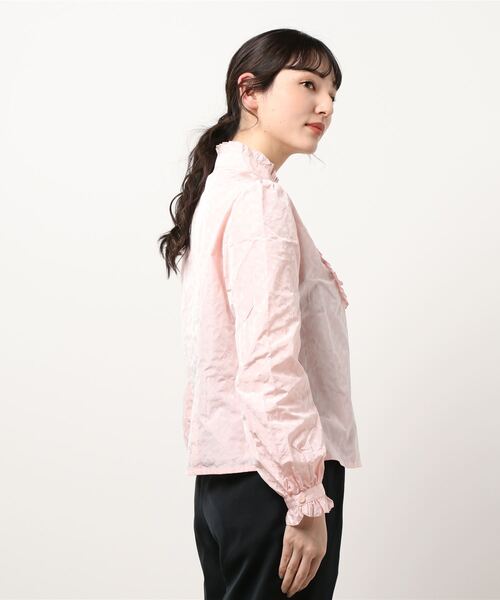 GGD（ジージーディー）の「HAVE A NICE TRIP / イタリアンメモリーシェープハナガラフリルシャツ（シャツ/ブラウス・レディース・ホワイト/ピンク・L/LL/M）」の4枚目の写真