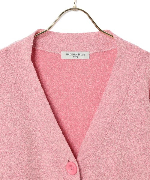 MADEMOISELLE ROPE'（マドモアゼル ロペ）の「【秋まで使える】【ドライタッチ】ビッグボタンカーディガン（カーディガン/ボレロ・レディース・チャコールグレー/レッド系その他・38）」の11枚目の写真