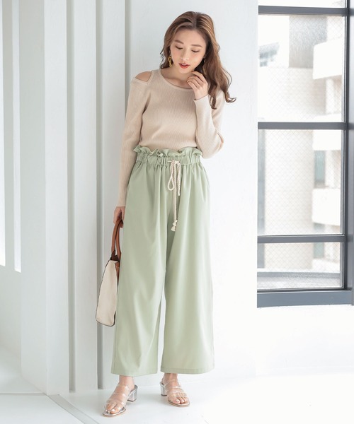 ≪STAUD≫LA発 スタウド トップ ニット 送料込 ショルダーカッティングニットトップス（ニット/セーター
