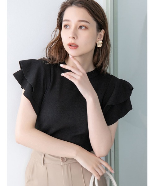 fifth(フィフス)の「ショルダーフリルティアードニット(ニット/セーター・レディース・ホワイト/ブラック・MEDIUM)」の2枚目の写真