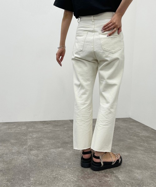 apres jour mignon(アプレジュールミニョン)の「クラッシュデニム 【ZOZOTOWN限定アイテム】(デニムパンツ・レディース・ライトブルー/グレー系その他/オフホワイト・LARGE/MEDIUM/SMALL/X-LARGE)」の7枚目の写真