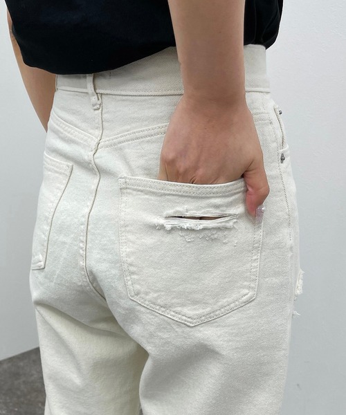 apres jour mignon(アプレジュールミニョン)の「クラッシュデニム 【ZOZOTOWN限定アイテム】(デニムパンツ・レディース・ライトブルー/グレー系その他/オフホワイト・LARGE/MEDIUM/SMALL/X-LARGE)」の12枚目の写真