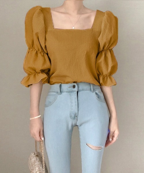 ABITOKYO（アビトーキョー）の「パワーショルダースクエアネックブラウス（シャツ/ブラウス・レディース・ブラック/ベージュ/イエロー/ボルドー/ブラウン/グリーン/ピンク/カーキ/ネイビー/キャメル・S/M）」の8枚目の写真