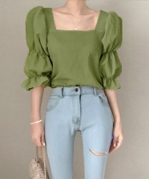 ABITOKYO（アビトーキョー）の「パワーショルダースクエアネックブラウス（シャツ/ブラウス・レディース・ブラック/ベージュ/イエロー/ボルドー/ブラウン/グリーン/ピンク/カーキ/ネイビー/キャメル・S/M）」の5枚目の写真