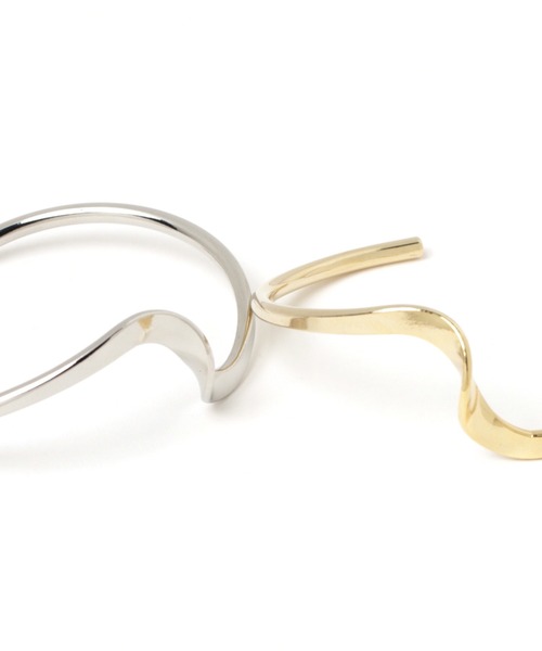 mysty woman（ミスティウーマン）の「ツイストラインバングル 954101（バングル/リストバンド・レディース・シルバー/ゴールド・FREE）」の8枚目の写真