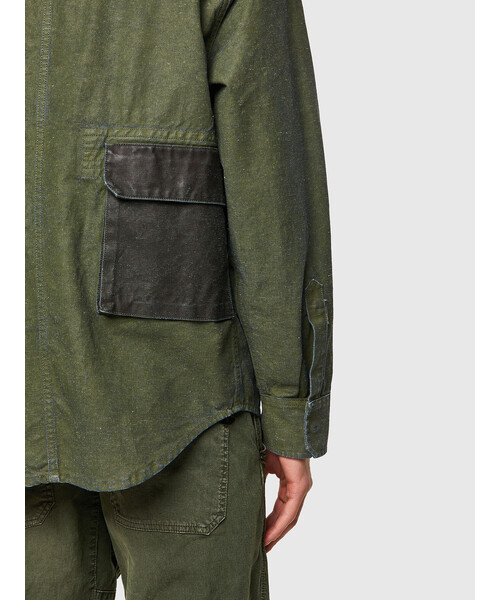 DIESEL（ディーゼル）の「メンズ シャツ デニムシャツ ミリタリーシャツ ライトジャケット（シャツ/ブラウス・メンズ・グリーン系その他・SMALL/MEDIUM/LARGE/X-LARGE/X-SMALL）」の2枚目の写真