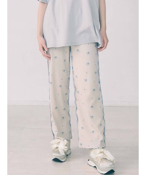 merry jenny（メリージェニー）の「floral thermal pants（その他パンツ・レディース・ベージュ/オフホワイト・FREE）」の10枚目の写真