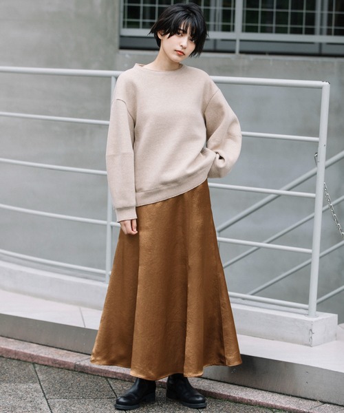 Munich（ミューニック）の「イタリーリサイクルウールリバーニット　バルーンスリーブスウェット（スウェット・レディース・ブラック/ベージュ/ブラウン/グレー・FREE）」の5枚目の写真