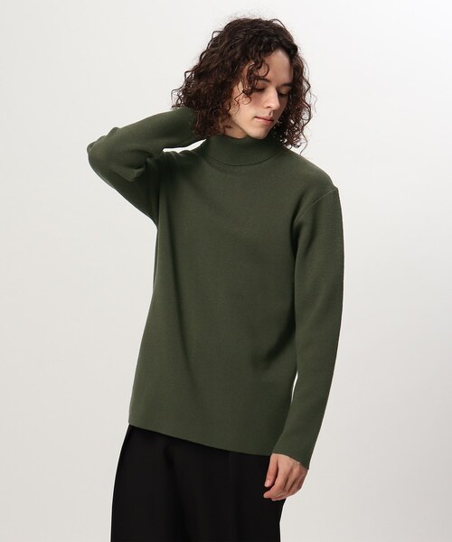 tk.TAKEO KIKUCHI(ティーケータケオキクチ)の「◆ミラノリブタートルネックニット(ニット/セーター・メンズ・ブラック/ダークオリーブ/ワインレッド/オフホワイト・04/03/02/01)」の4枚目の写真