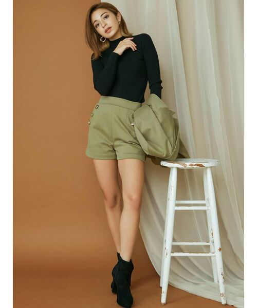 RESEXXY（リゼクシー）の「フロントボタンショートパンツ【セットアップ着用可能】（その他パンツ・レディース・グリーン/ブラウン/ブラック・FREE）」の7枚目の写真