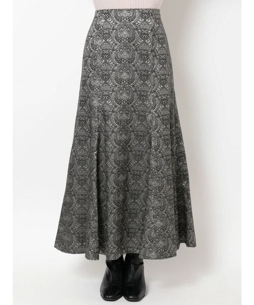 dazzlin（ダズリン）の「テクスチャーナロースカート（スカート・レディース・ブラック/オフホワイト/ゴールド・SMALL/MEDIUM）」の9枚目の写真