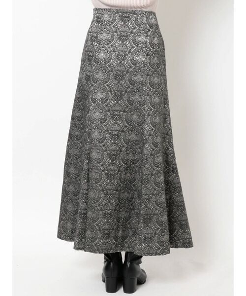 dazzlin（ダズリン）の「テクスチャーナロースカート（スカート・レディース・ブラック/オフホワイト/ゴールド・SMALL/MEDIUM）」の14枚目の写真