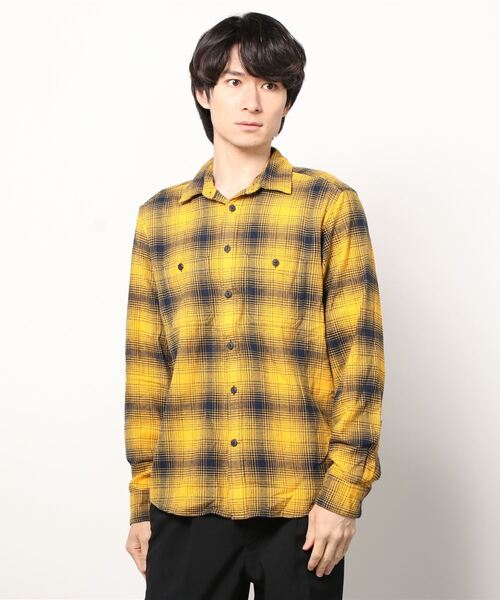 GAP（ギャップ）の「タックアウト フランネルシャツ（シャツ/ブラウス・メンズ・Olive /イエロー系その他/ホワイト系その他/グリーン系カモフラージュ/インディゴブルー/その他・XL/XS/L/M/S）」の9枚目の写真