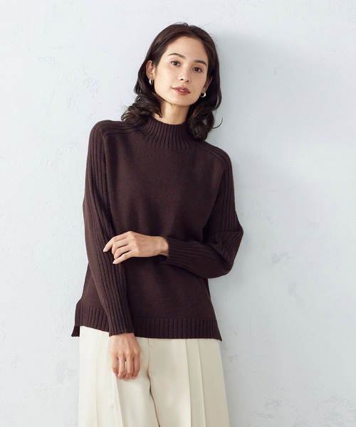 COMME CA ISM(コムサイズム)の「【WEB/一部店舗限定カラー:グレー、サックス】ハイネック ニット(ニット/セーター・レディース・グレー/サックスブルー/ベージュ/チャコール/ラベンダー/オレンジ/グレー系/ワイン/ブラック/ダークブラウン・LARGE/MEDIUM)」の6枚目の写真