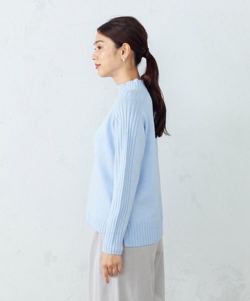 COMME CA ISM(コムサイズム)の「【WEB/一部店舗限定カラー:グレー、サックス】ハイネック ニット(ニット/セーター・レディース・グレー/サックスブルー/ベージュ/チャコール/ラベンダー/オレンジ/グレー系/ワイン/ブラック/ダークブラウン・LARGE/MEDIUM)」の20枚目の写真
