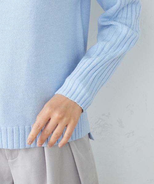 COMME CA ISM(コムサイズム)の「【WEB/一部店舗限定カラー:グレー、サックス】ハイネック ニット(ニット/セーター・レディース・グレー/サックスブルー/ベージュ/チャコール/ラベンダー/オレンジ/グレー系/ワイン/ブラック/ダークブラウン・LARGE/MEDIUM)」の13枚目の写真