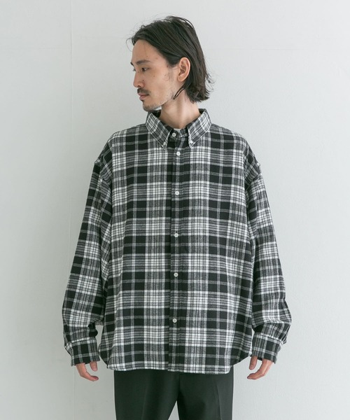 URBAN RESEARCH（アーバンリサーチ）の「URBAN RESEARCH iD　オーバーボタンダウンチェックシャツ（シャツ/ブラウス・メンズ・ブラック/パープル・MEDIUM/LARGE）」の21枚目の写真