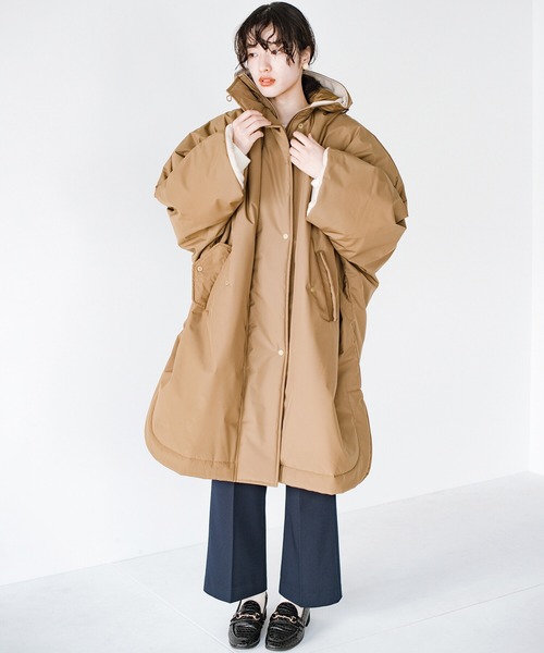 haco!(ハコ)の「F/CE. RECYCLE MATERIAL PADDING PONCHO(その他アウター・レディース・オリーブ/キャメル・SMALL)」の11枚目の写真
