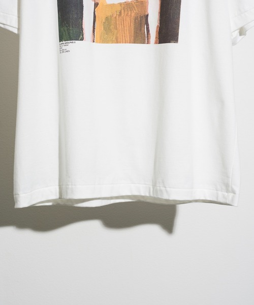 JANESMITH（ジェーンスミス）の「JANESMITH ジェーンスミス / GIRL IN YELLOW SHORT SLEEVE T-SHIRT グラフィックプリントビッグシルエットTシャツ / 22SCT-#156S-CA（Tシャツ/カットソー・レディース・ホワイト/グレー・MEDIUM/SMALL/X-LARGE/LARGE）」の5枚目の写真