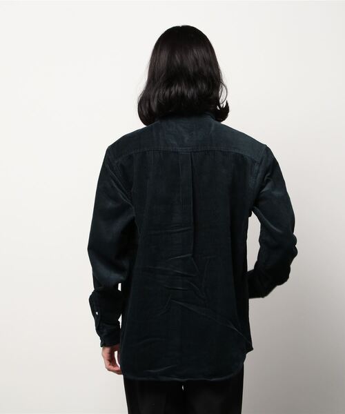 Carhartt WIP(カーハートダブリューアイピー)の「L/S MADISON CORD SHIRT(シャツ/ブラウス・メンズ・ブラック/ダークグリーン/ベージュ/ネイビー/ブラウン/ダークパープル/バーガンディー・SMALL/MEDIUM/LARGE/X-LARGE)」の8枚目の写真