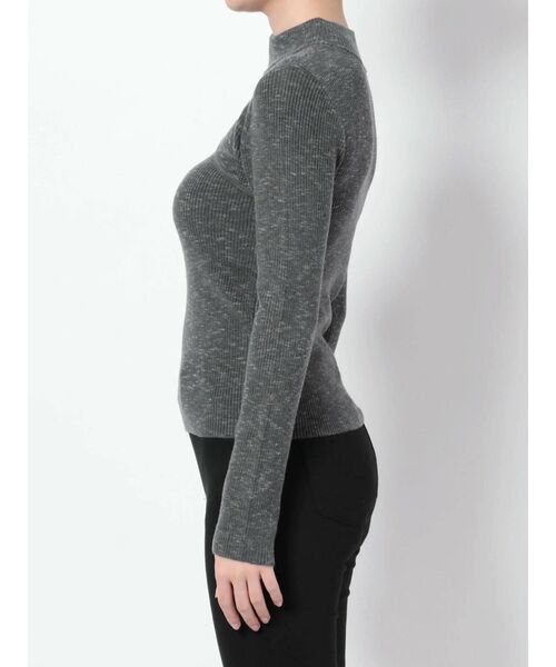 MURUA（ムルーア）の「チャイナタイトニット（ニット/セーター・レディース・ベージュ/グレー/ブラック/オレンジ/ブルー・FREE）」の6枚目の写真