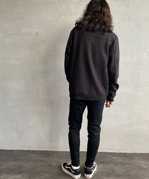 Calvin Klein Jeans（カルヴァンクラインジーンズ）の「[Calvin Klein Jeans/カルバンクラインジーンズ] ARCHVAL モノグラム FLOCK クルーネックスウェット（スウェット・レディース・ブラック・L/M/XL）」の7枚目の写真