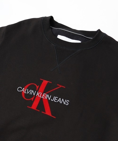 Calvin Klein Jeans（カルヴァンクラインジーンズ）の「[Calvin Klein Jeans/カルバンクラインジーンズ] ARCHVAL モノグラム FLOCK クルーネックスウェット（スウェット・レディース・ブラック・L/M/XL）」の11枚目の写真