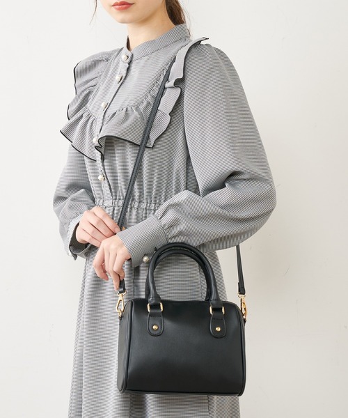 OLIVE des OLIVE（オリーブデオリーブ）の「ボストンバッグ（ショルダーバッグ・レディース・ブラック/ベージュ/オフホワイト/ピンク・FREE）」の3枚目の写真