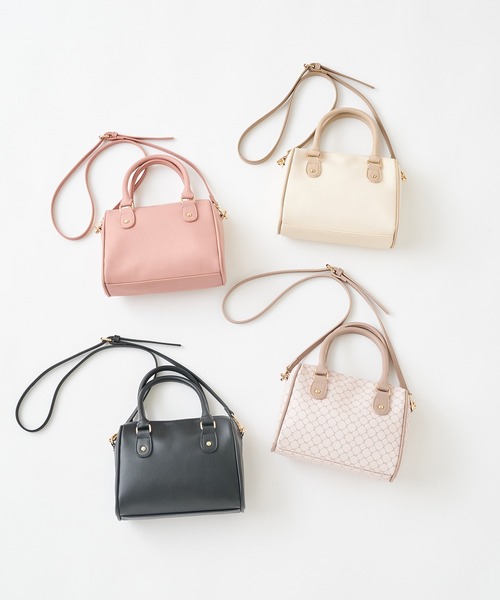 OLIVE des OLIVE（オリーブデオリーブ）の「ボストンバッグ（ショルダーバッグ・レディース・ブラック/ベージュ/オフホワイト/ピンク・FREE）」の5枚目の写真