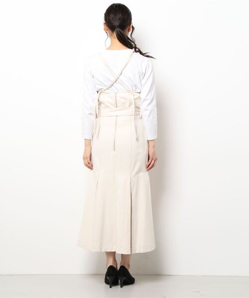 A de a.v.v（アードアー・ヴェ・ヴェ）の「デニムライクカラーマーメイドキャミワンピ―ス（ワンピース・レディース・ピンク/グリーン/アイボリー・38/36）」の5枚目の写真