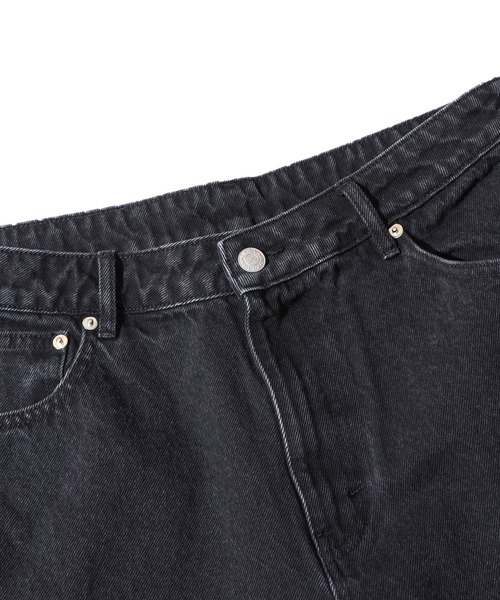 Ed Hardy（エドハーディー）の「UNKNOWN/アンノウン × Ed Hardy/エドハーディー コラボ PANTHER AND EAGLE PATCHES DENIM 刺しゅうデニムパンツ（デニムパンツ・メンズ・ブラック・XL/M）」の2枚目の写真