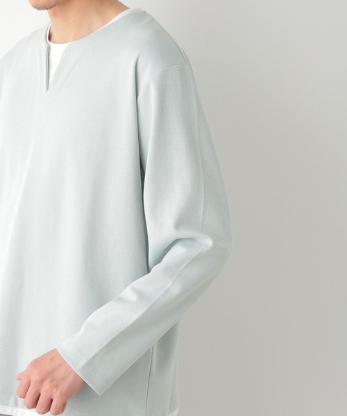 GLOBAL WORK(グローバルワーク)の「キーネックレイヤードT/長袖/260974(Tシャツ/カットソー・メンズ・ライトグレー/ベージュ/ネイビー/ミント・SMALL/MEDIUM/LARGE)」の22枚目の写真