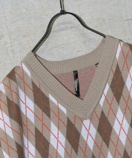 JOHN'S CLOSET（ジョンズクローゼット）の「【i】アーガイルジャガードビッグサイズベスト（ベスト・メンズ・グリーン/ベージュ/チャコール・LARGE/X-LARGE/MEDIUM）」の5枚目の写真