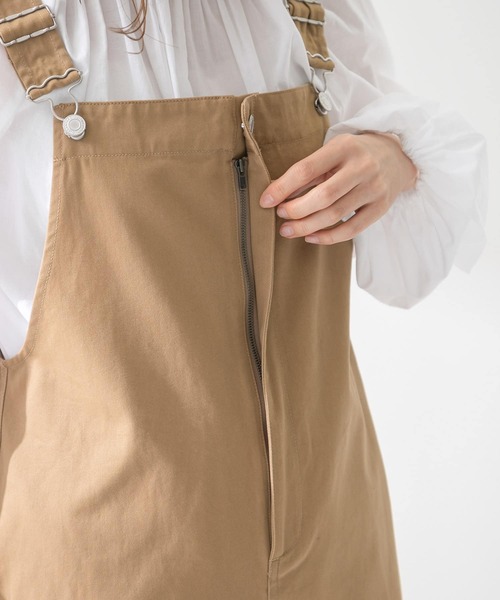 URBAN RESEARCH Sonny Label(アーバンリサーチサニーレーベル)の「フロントジップジャンパースカート(ワンピース・レディース・ベージュ/スミクロ・FREE)」の19枚目の写真