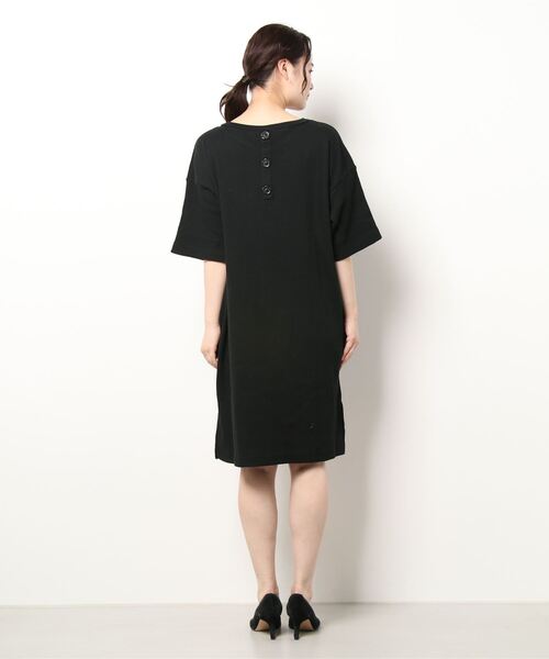 MARY QUANT(マリークワント)の「バックデイジーボタンボリューム ワンピース(ワンピース・レディース・ブラック/ベージュ/カーキ/ブラウン・M)」の11枚目の写真