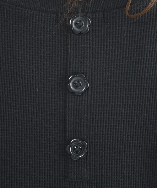 MARY QUANT(マリークワント)の「バックデイジーボタンボリューム ワンピース(ワンピース・レディース・ブラック/ベージュ/カーキ/ブラウン・M)」の12枚目の写真