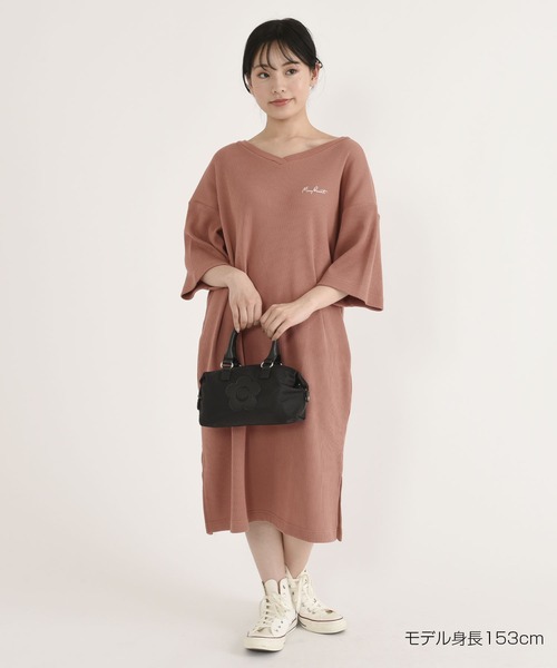 MARY QUANT(マリークワント)の「バックデイジーボタンボリューム ワンピース(ワンピース・レディース・ブラック/ベージュ/カーキ/ブラウン・M)」の20枚目の写真