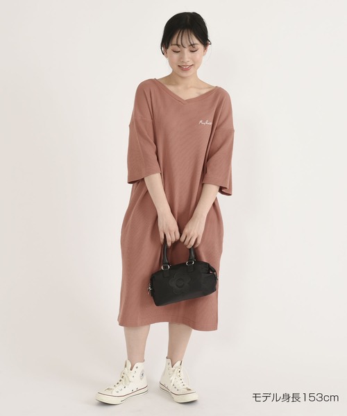 MARY QUANT(マリークワント)の「バックデイジーボタンボリューム ワンピース(ワンピース・レディース・ブラック/ベージュ/カーキ/ブラウン・M)」の7枚目の写真