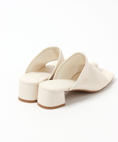 LEPSIM（レプシィム）の「ストレッチローヒールミュール　270031（サンダル・レディース・オフホワイト/グリーン/ガンメタ・MEDIUM/LARGE）」の13枚目の写真