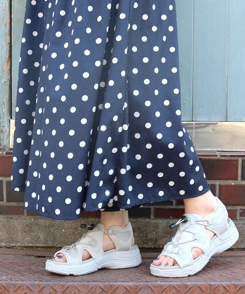 moz（モズ）の「moz(モズ) 厚底レースアップスポーツサンダル（サンダル・レディース・ブラック/グレー・L/M/LL/S）」の12枚目の写真