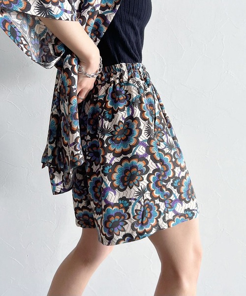 PAGEBOY（ページボーイ）の「モードアロハショートパンツ（その他パンツ・レディース・オフホワイト/ターコイズブルー/パープル系その他・FREE）」の2枚目の写真