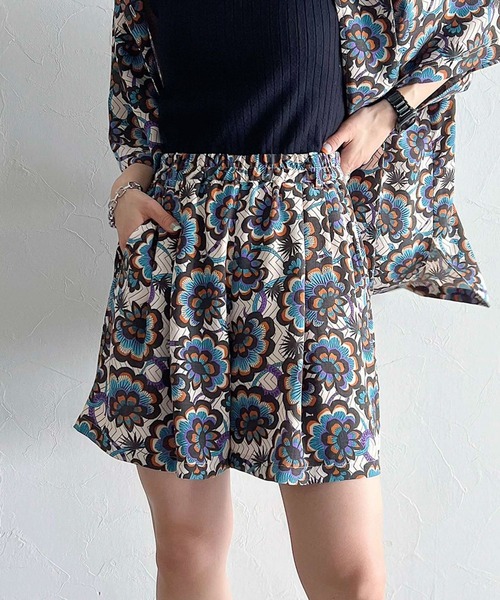 PAGEBOY（ページボーイ）の「モードアロハショートパンツ（その他パンツ・レディース・オフホワイト/ターコイズブルー/パープル系その他・FREE）」の4枚目の写真