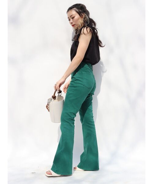 EVRIS（エヴリス）の「カラーフレアパンツ（デニムパンツ・レディース・パープル/イエロー/グリーン・SMALL/MEDIUM）」の11枚目の写真