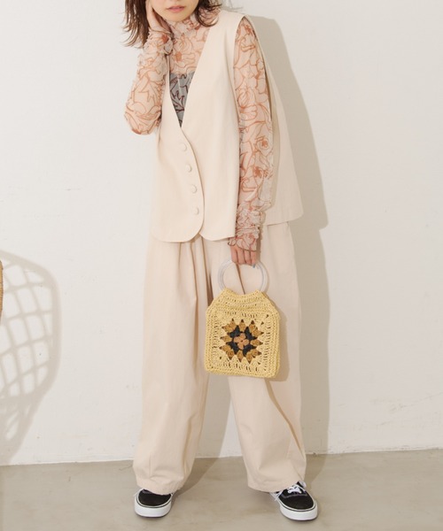 MERLOT（メルロー）の「ノーカラーコットンベスト（ベスト・レディース・ブラック/ブラウン/ナチュラル・FREE）」の9枚目の写真